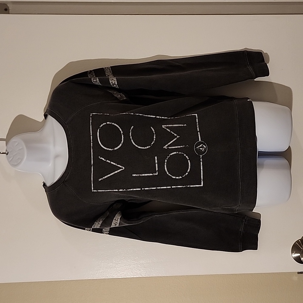 Volcom distressed sweatshirt, size xsmall